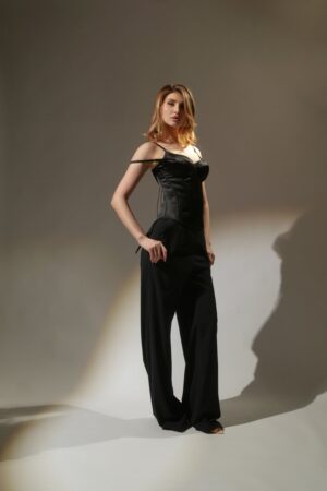 PANTALONI CU PORTJARTIERA NEGRI