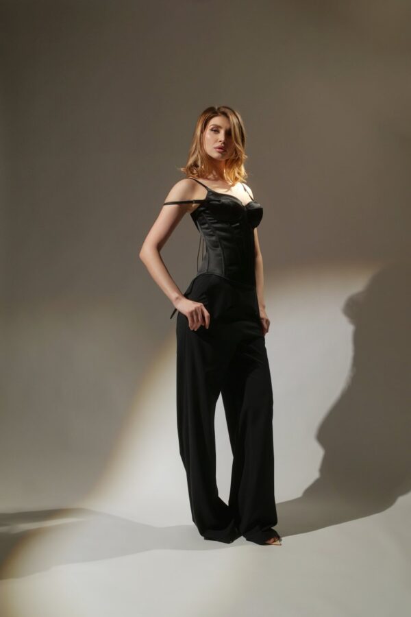 PANTALONI CU PORTJARTIERA NEGRI