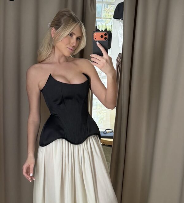 CORSET FARA BRETELE  CU BASCA