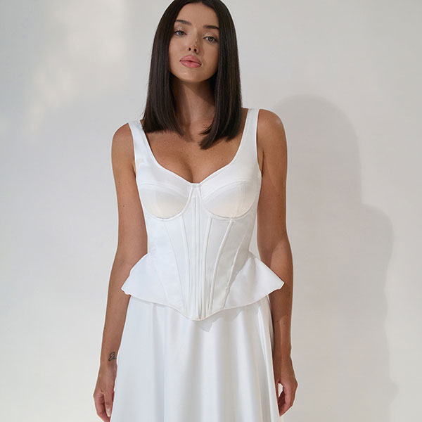 CORSET BASCA CU CUPA DIN ATLAS ALB - imagine 2