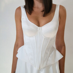 CORSET BASCA CU CUPA DIN ATLAS ALB