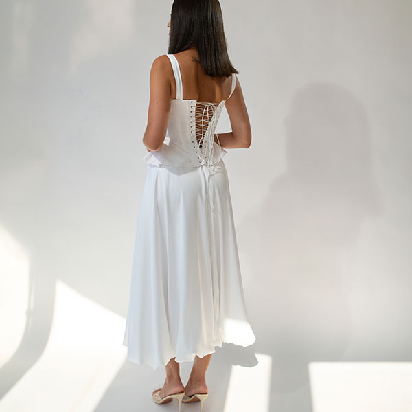 CORSET BASCA CU CUPA DIN ATLAS ALB - imagine 4
