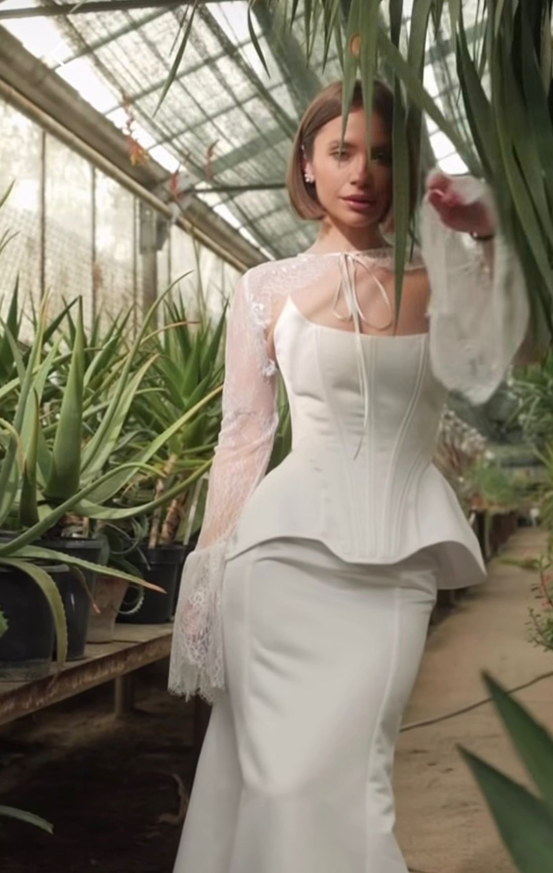CORSET FARA BRETELE CU BASCA ALB - imagine 2